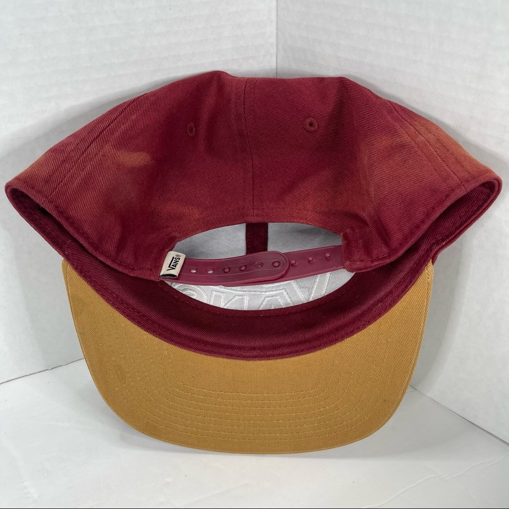 VANS Off The Wall Snapback Flat Brim Skater Hat Garnet Tan White Logo One Size - Picture 11 of 12